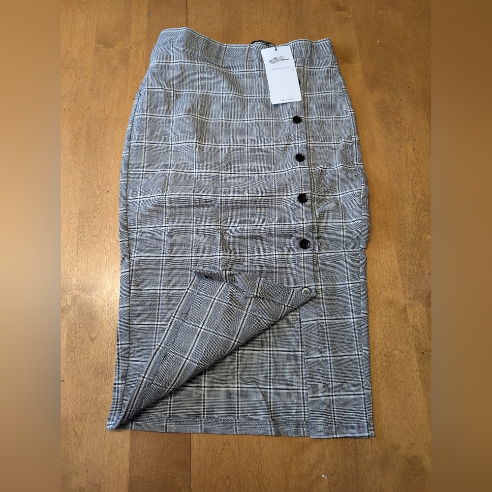 3/$14 Elegant Gray Plaid  Pencil Skirt